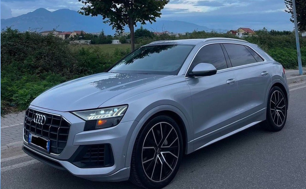 Audi Q8